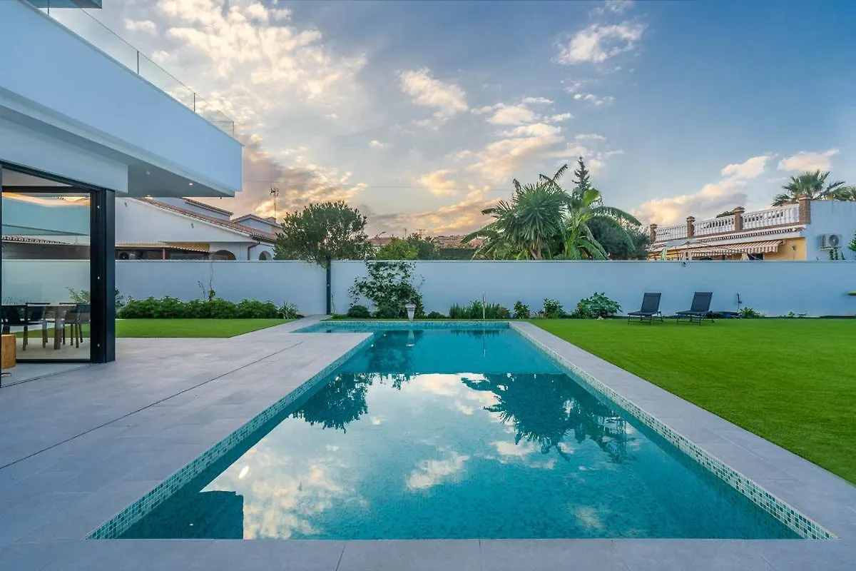 Villaswimmingpoolmalaga Rincon de la Victoria Villa
